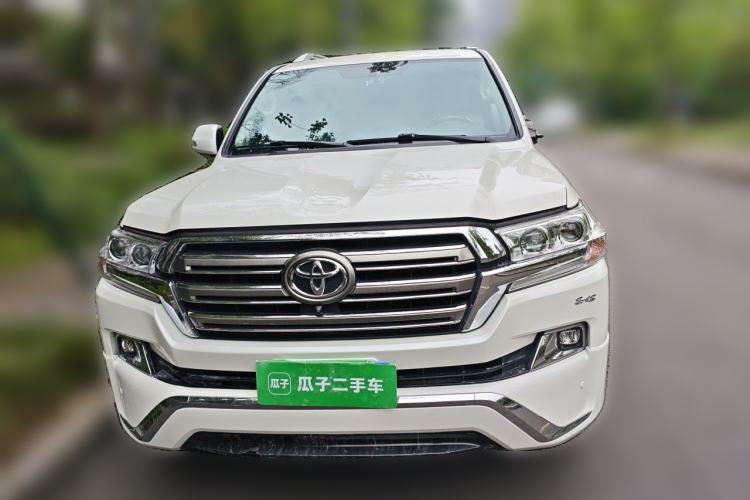 Used Toyota Land Cruiser  Front