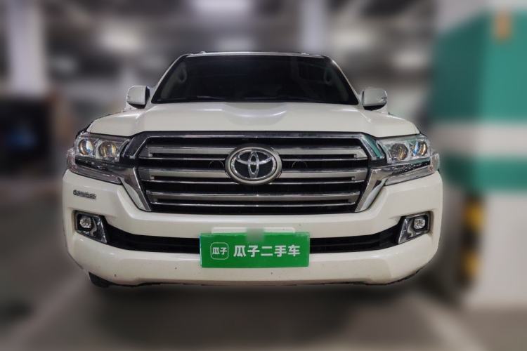 Used Toyota Land Cruiser  Front
