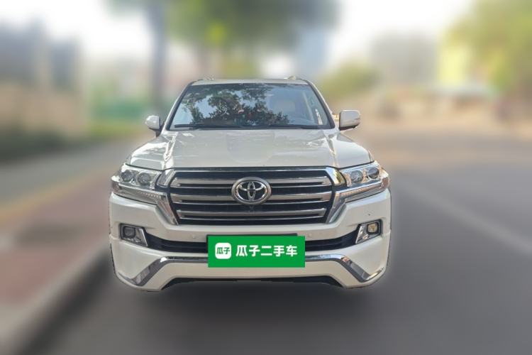 Used Toyota Land Cruiser  Front