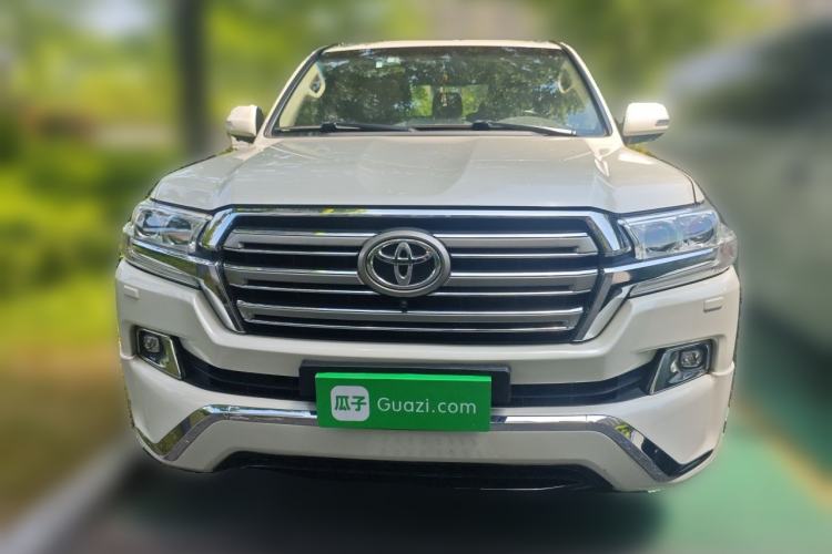 Used Toyota Land Cruiser  Front