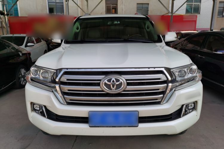 Used Toyota Land Cruiser 2017 4.0 GX-R Dual Fuel Dual Differential – Middle East Front
