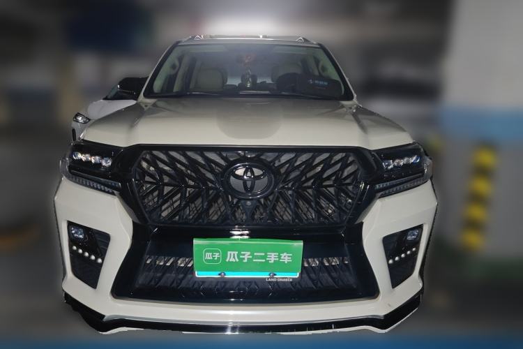 Used Toyota Land Cruiser 2017 4.0L 5-Seater Automatic Transmission Middle East Version Front
