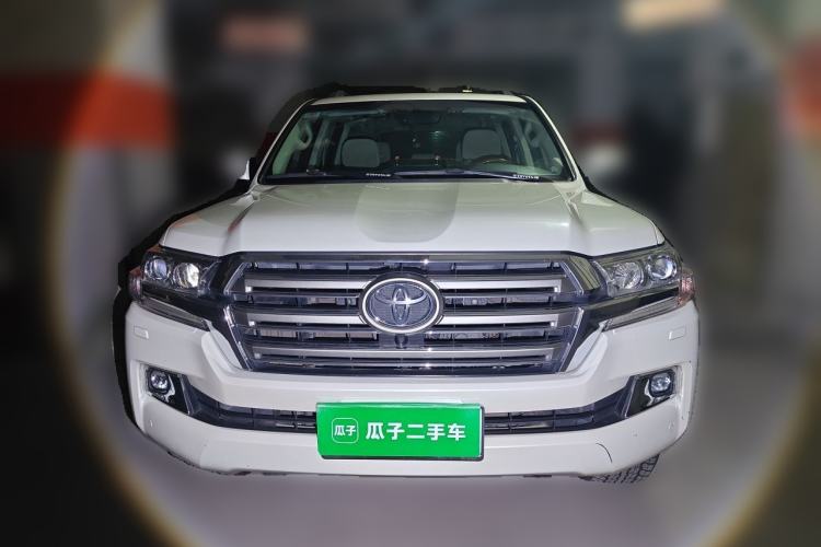 Used Toyota Land Cruiser  Front