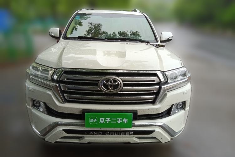 Used Toyota Land Cruiser  Front