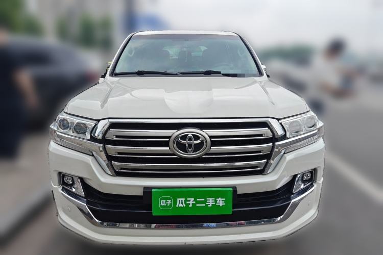 Used Toyota Land Cruiser 2017 4.0 GX-R Dual Fuel Dual Differential – Middle East Front
