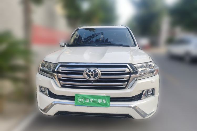Used Toyota Land Cruiser  Front