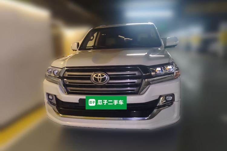Used Toyota Land Cruiser  Front