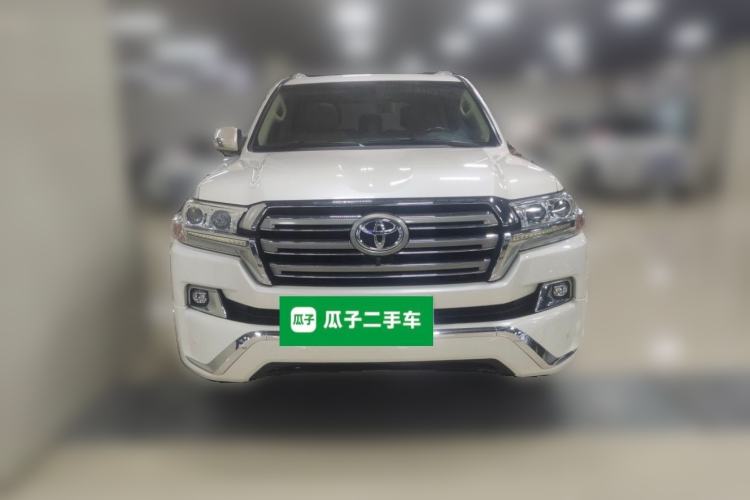 Used Toyota Land Cruiser  Front