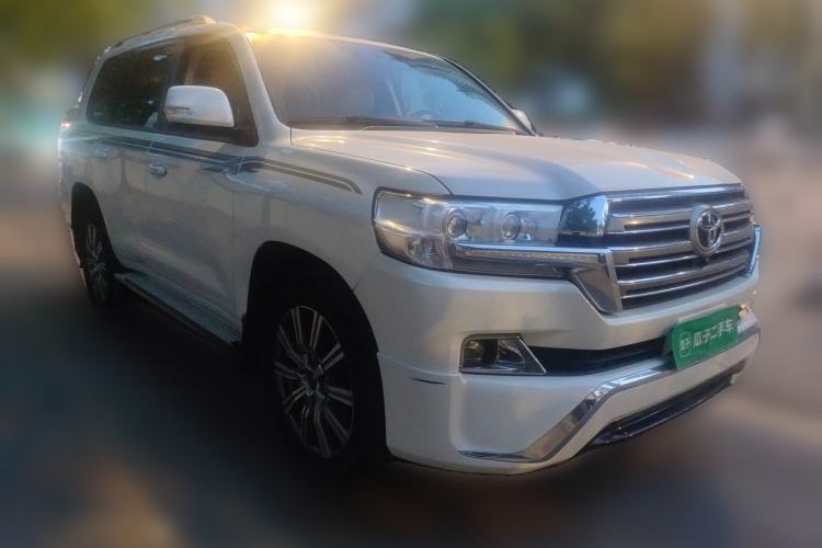 Used Toyota Land Cruiser  Front Right 45 Deg