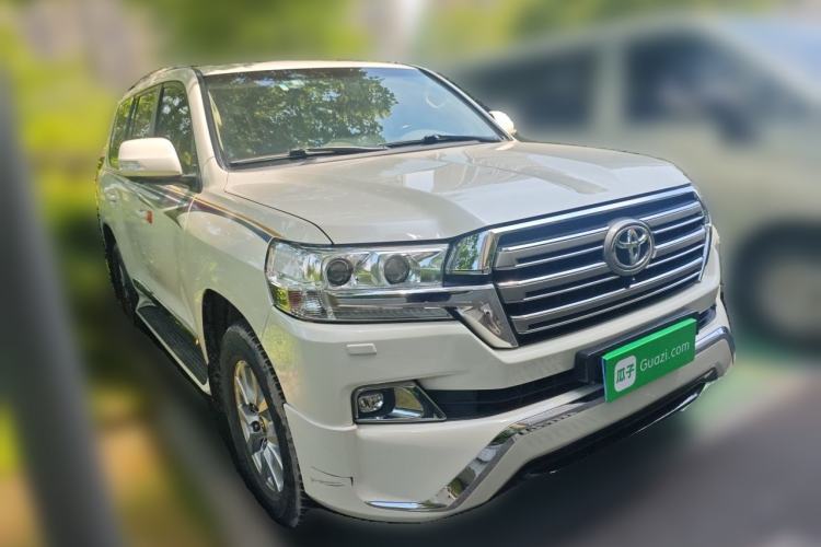 Used Toyota Land Cruiser  Front Right 45 Deg