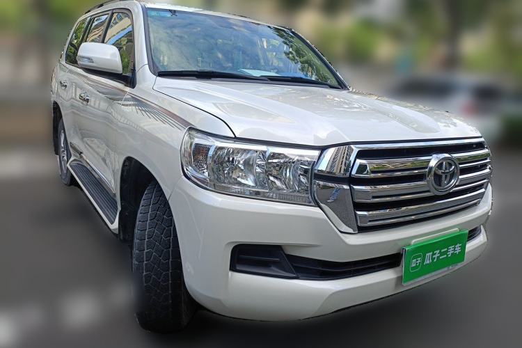 Used Toyota Land Cruiser  Front Right 45 Deg