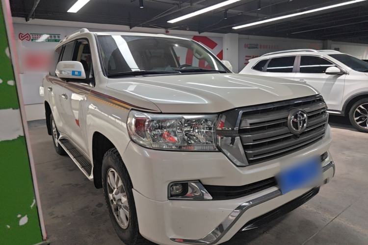 Used Toyota Land Cruiser 2017 4.0L Automatic Parallel Import Front Right 45 Deg