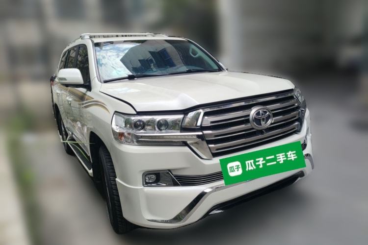 Used Toyota Land Cruiser  Front Right 45 Deg