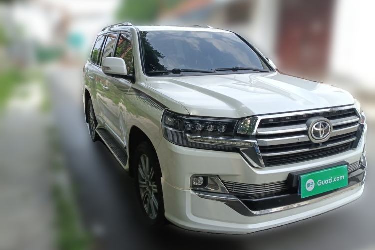 Used Toyota Land Cruiser  Front Right 45 Deg
