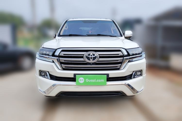 Used Toyota Land Cruiser 2017 4.0L GX 5-Seater U.S. Specification Front