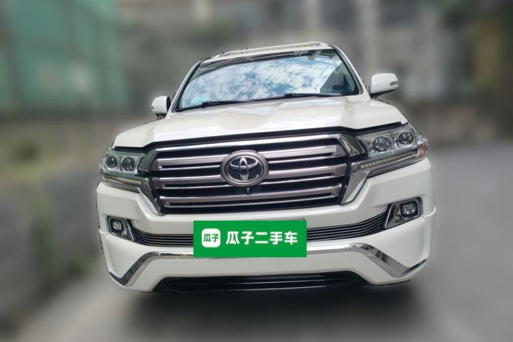 Used Toyota Land Cruiser  Front