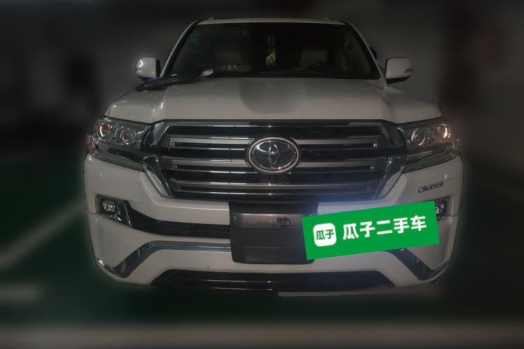 Used Toyota Land Cruiser  Front