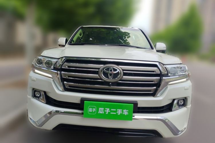 Used Toyota Land Cruiser  Front
