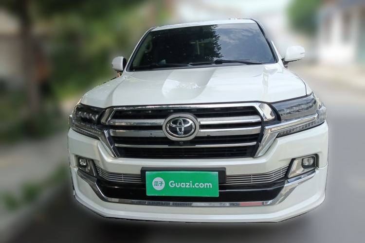 Used Toyota Land Cruiser  Front