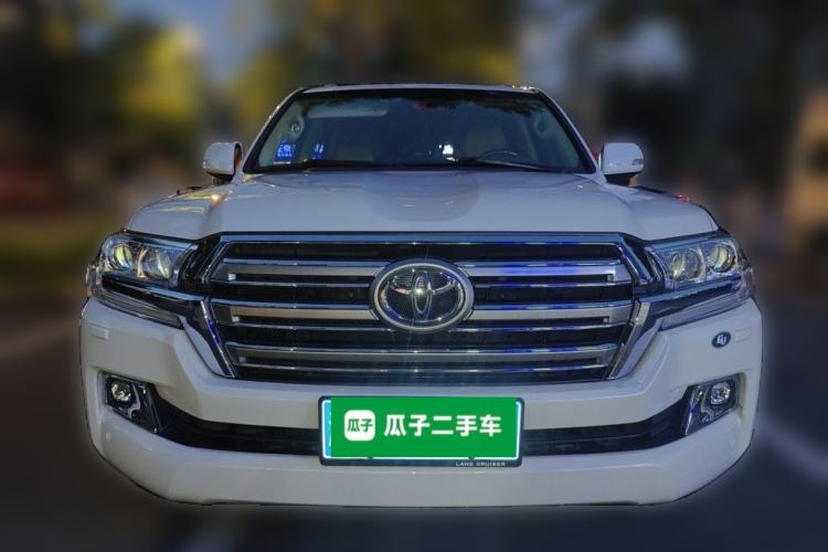 Used Toyota Land Cruiser 2017 4.0L GX-R Sunroof – Middle East Front