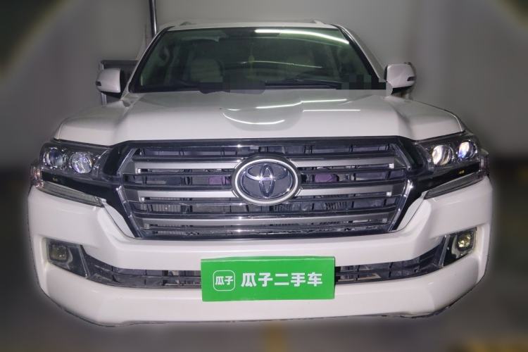 Used Toyota Land Cruiser  Front