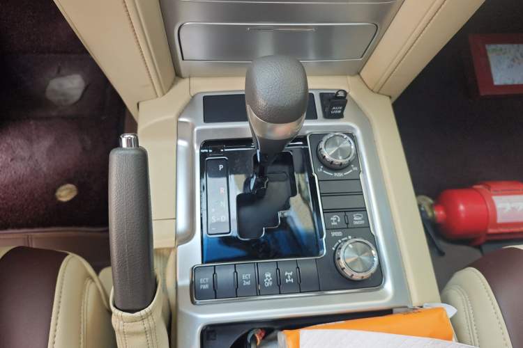 Used Toyota Land Cruiser  Gear Lever