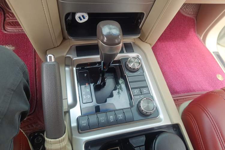 Used Toyota Land Cruiser  Gear Lever