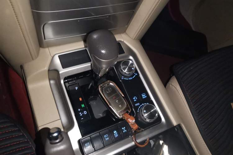 Used Toyota Land Cruiser  Gear Lever