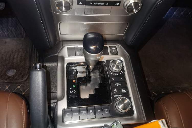 Used Toyota Land Cruiser  Gear Lever