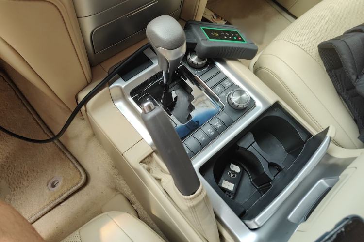 Used Toyota Land Cruiser 2017 4.0L Automatic Parallel Import Gear Lever