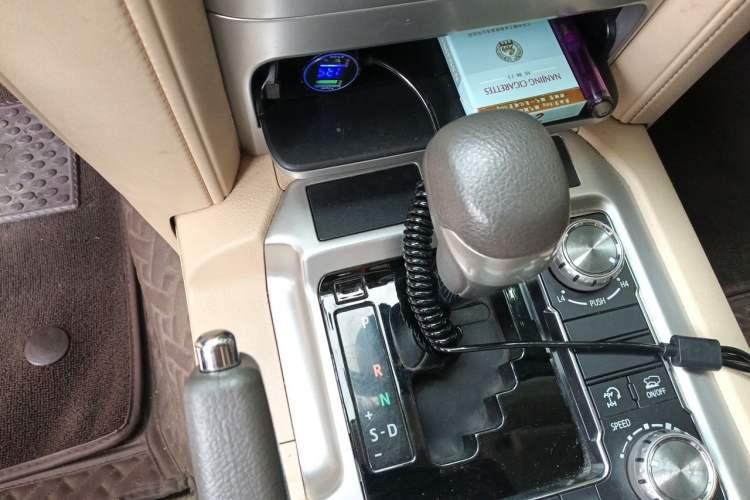 Used Toyota Land Cruiser  Gear Lever