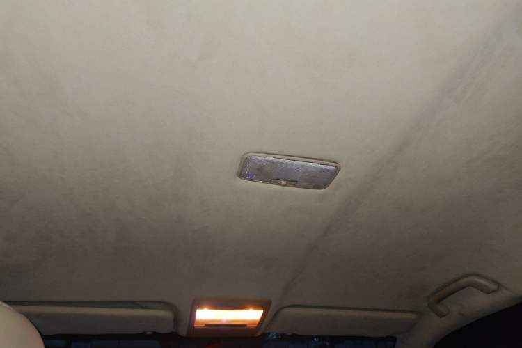 Used Toyota Land Cruiser 2017 4.0L 5-Seater Automatic Transmission Middle East Version Headliner