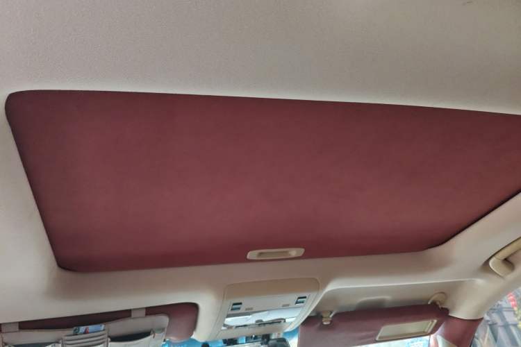 Used Toyota Land Cruiser 2017 5700 Middle East Edition Headliner