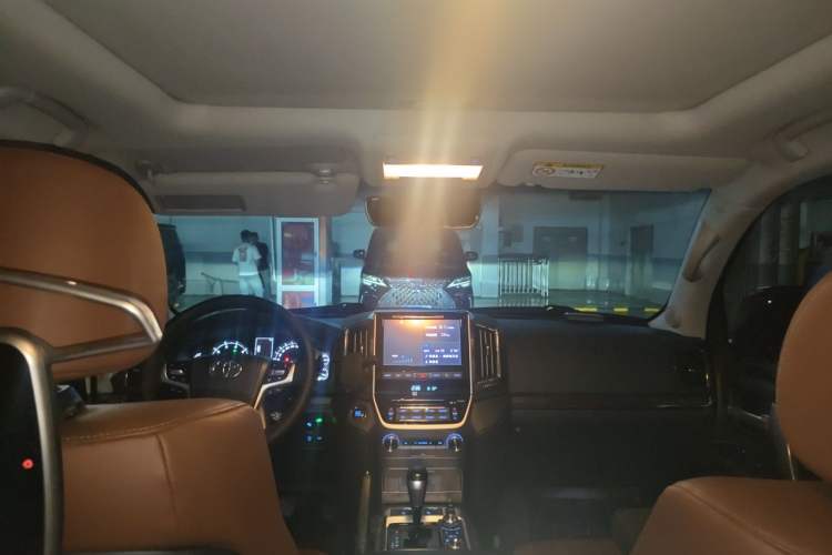 Used Toyota Land Cruiser  Headliner