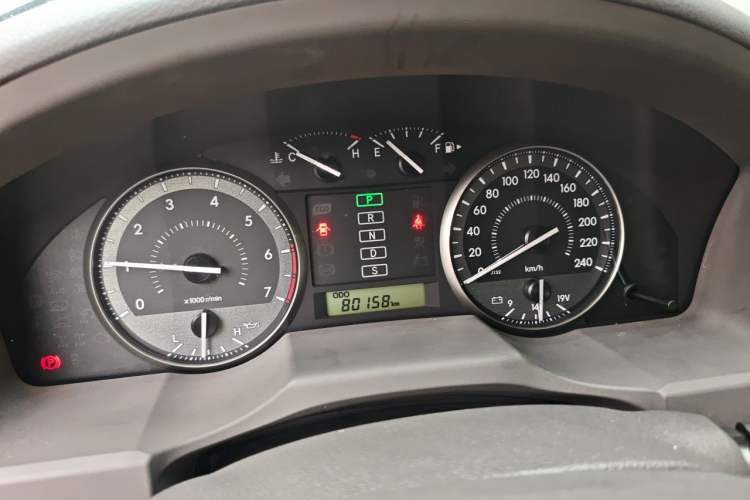 Used Toyota Land Cruiser  Instrument Cluster