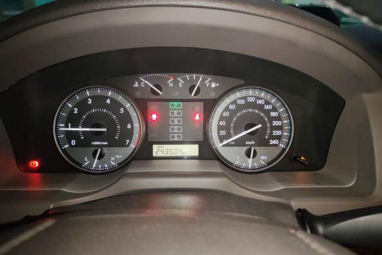 Used Toyota Land Cruiser  Instrument Cluster