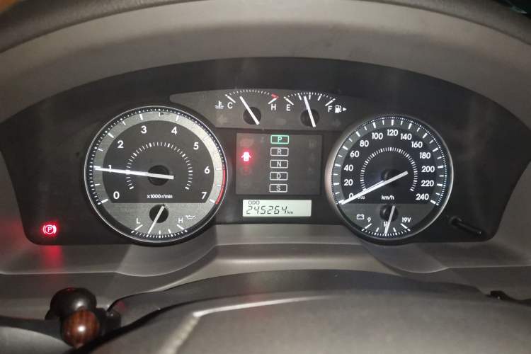 Used Toyota Land Cruiser  Instrument Cluster