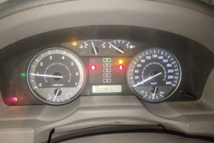 Used Toyota Land Cruiser  Instrument Cluster