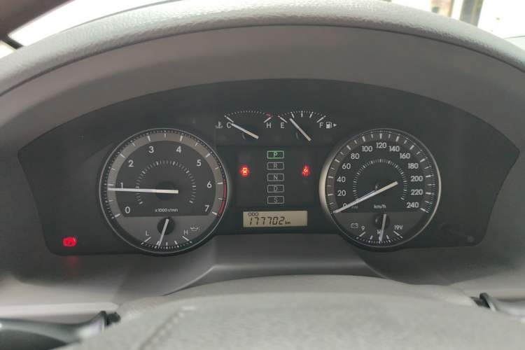 Used Toyota Land Cruiser  Instrument Cluster