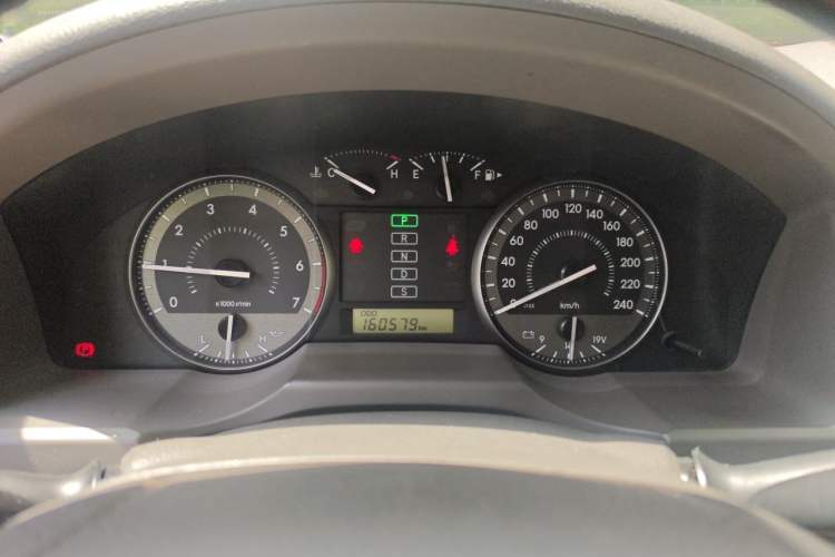 Used Toyota Land Cruiser  Instrument Cluster