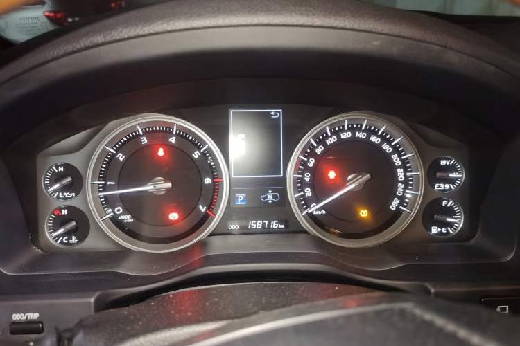 Used Toyota Land Cruiser  Instrument Cluster