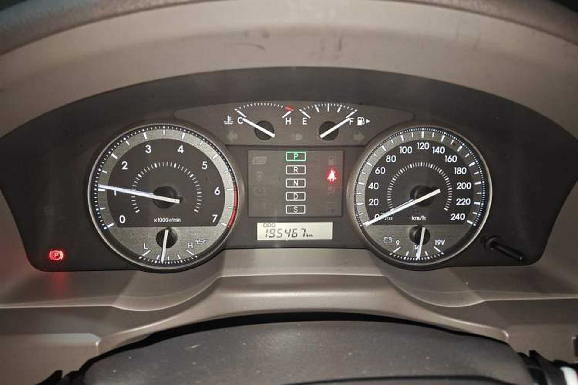 Used Toyota Land Cruiser  Instrument Cluster