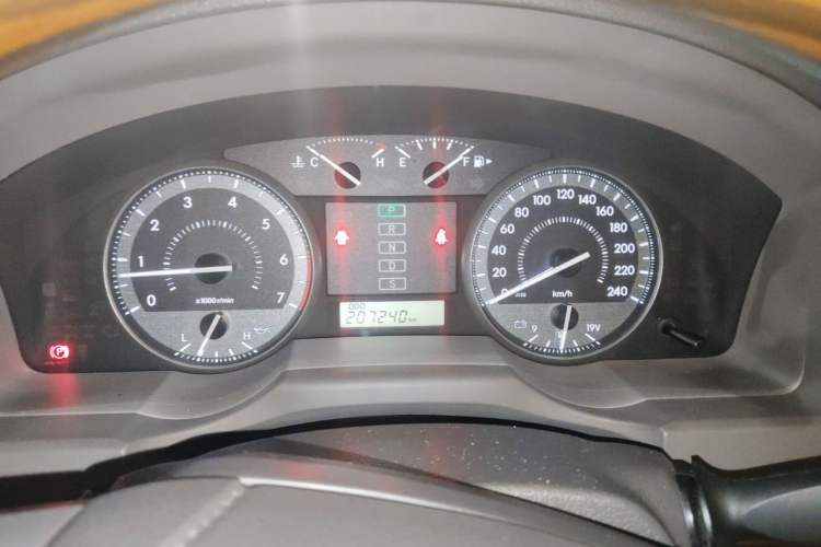 Used Toyota Land Cruiser  Instrument Cluster