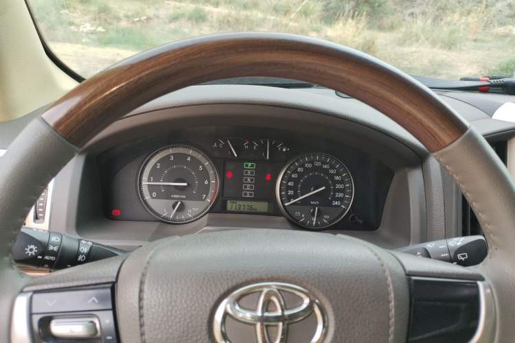 Used Toyota Land Cruiser 2017 4.0L Automatic Parallel Import Instrument Cluster