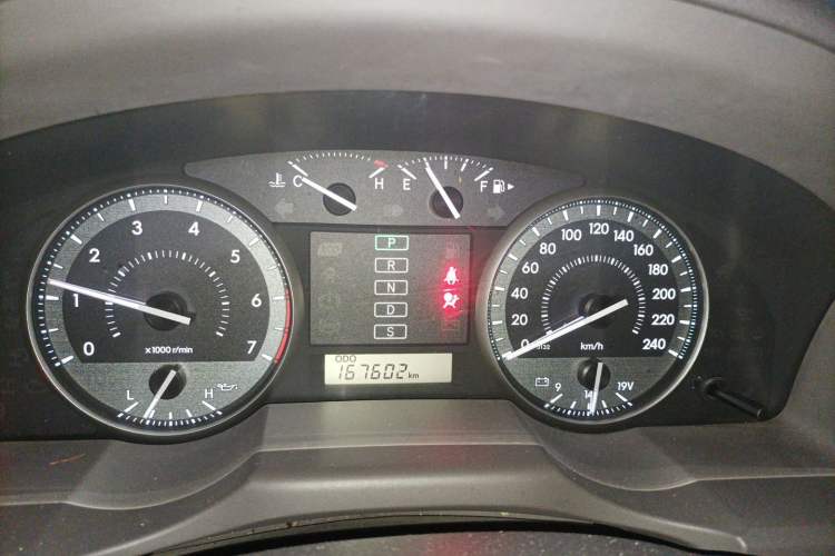 Used Toyota Land Cruiser  Instrument Cluster