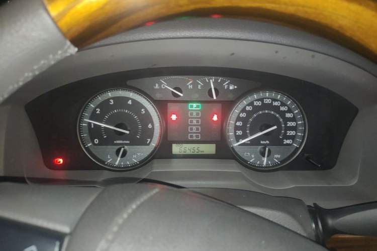 Used Toyota Land Cruiser  Instrument Cluster