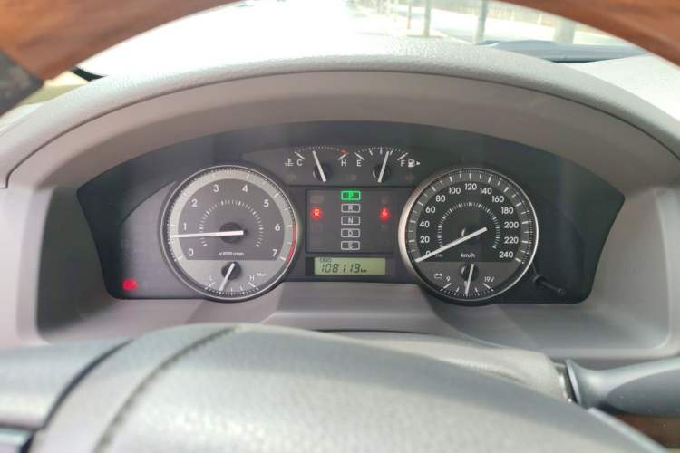 Used Toyota Land Cruiser  Instrument Cluster