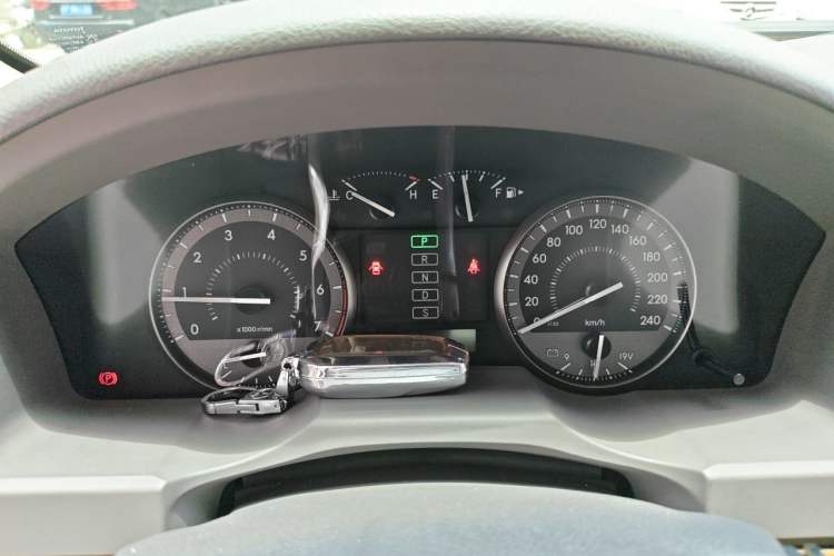 Used Toyota Land Cruiser  Instrument Cluster
