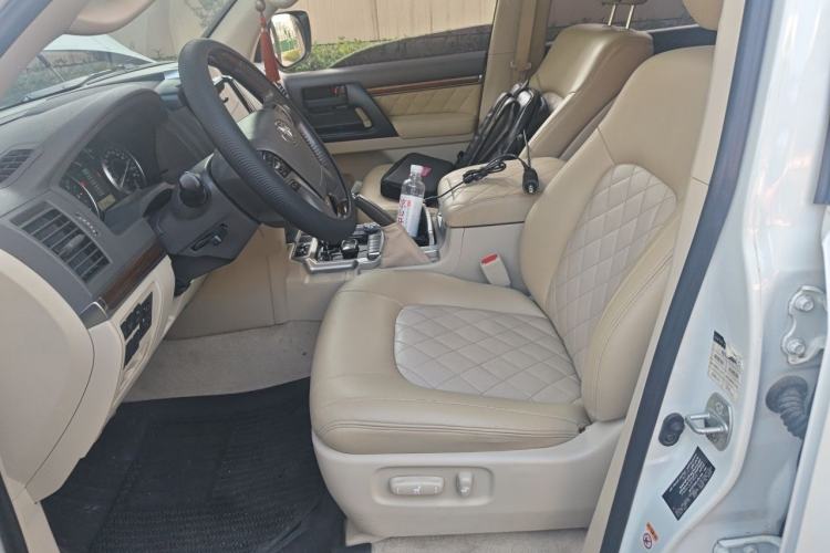 Used Toyota Land Cruiser  Left Front Seat