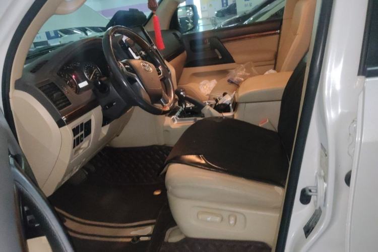 Used Toyota Land Cruiser  Left Front Seat